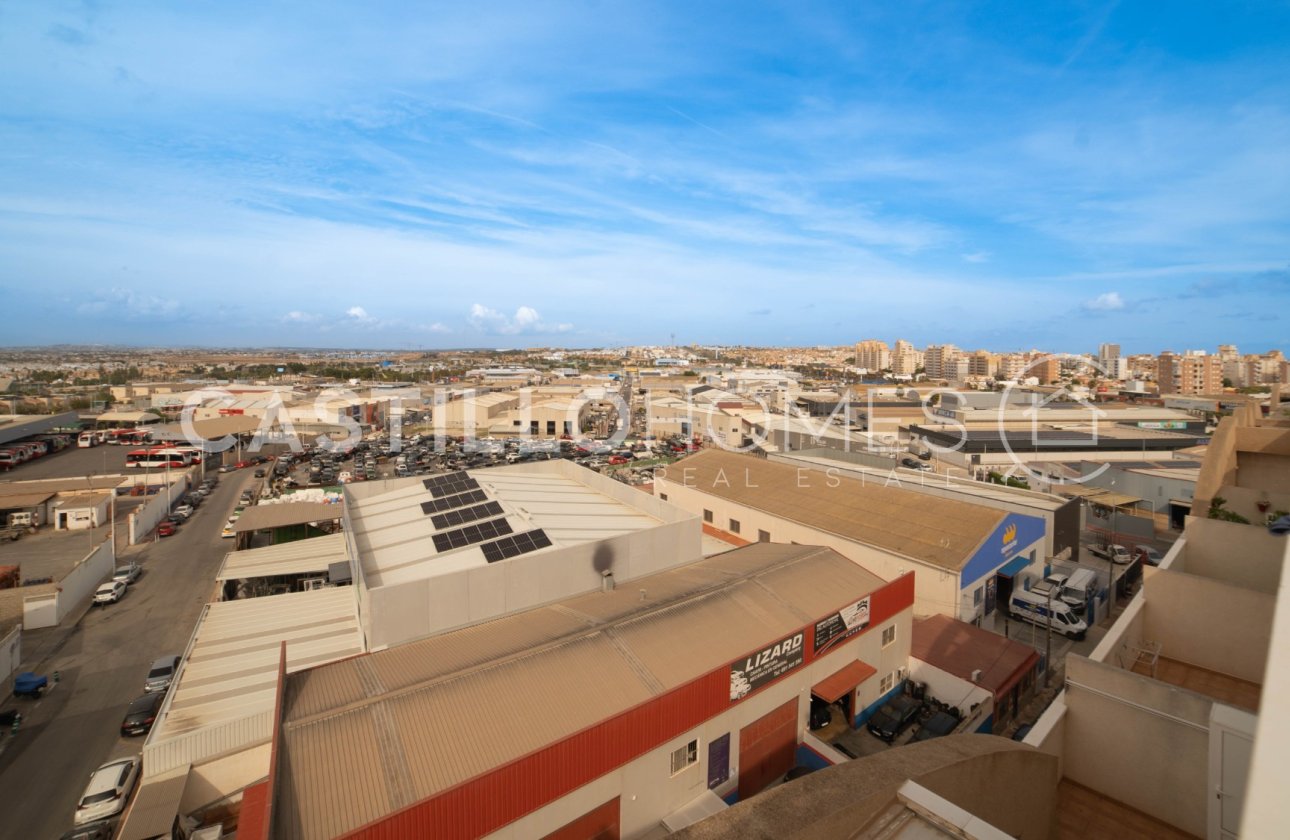 Resale - Apartment / flat - Torrevieja - Sector 25