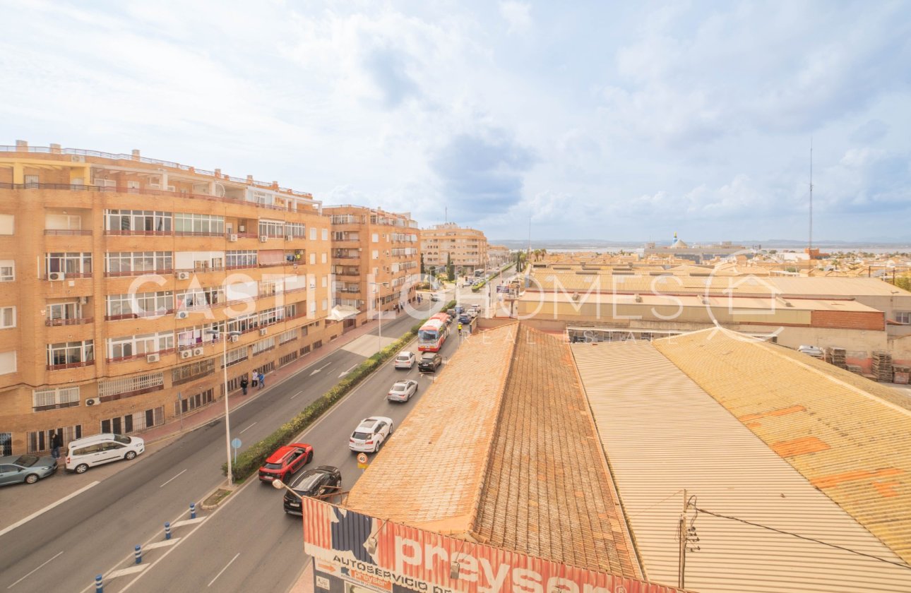 Resale - Apartment / flat - Torrevieja - Sector 25
