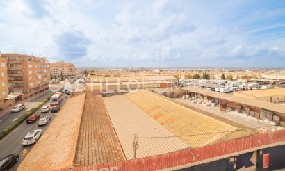 Resale - Apartment / flat - Torrevieja - Sector 25