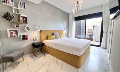 Resale - Apartment / flat - San Miguel de Salinas