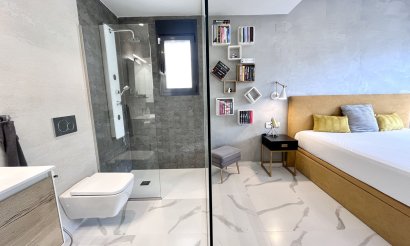 Resale - Apartment / flat - San Miguel de Salinas