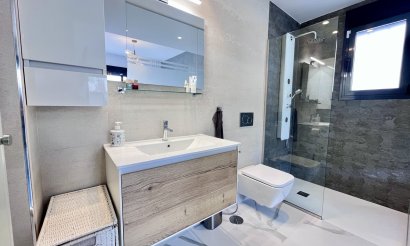 Resale - Apartment / flat - San Miguel de Salinas