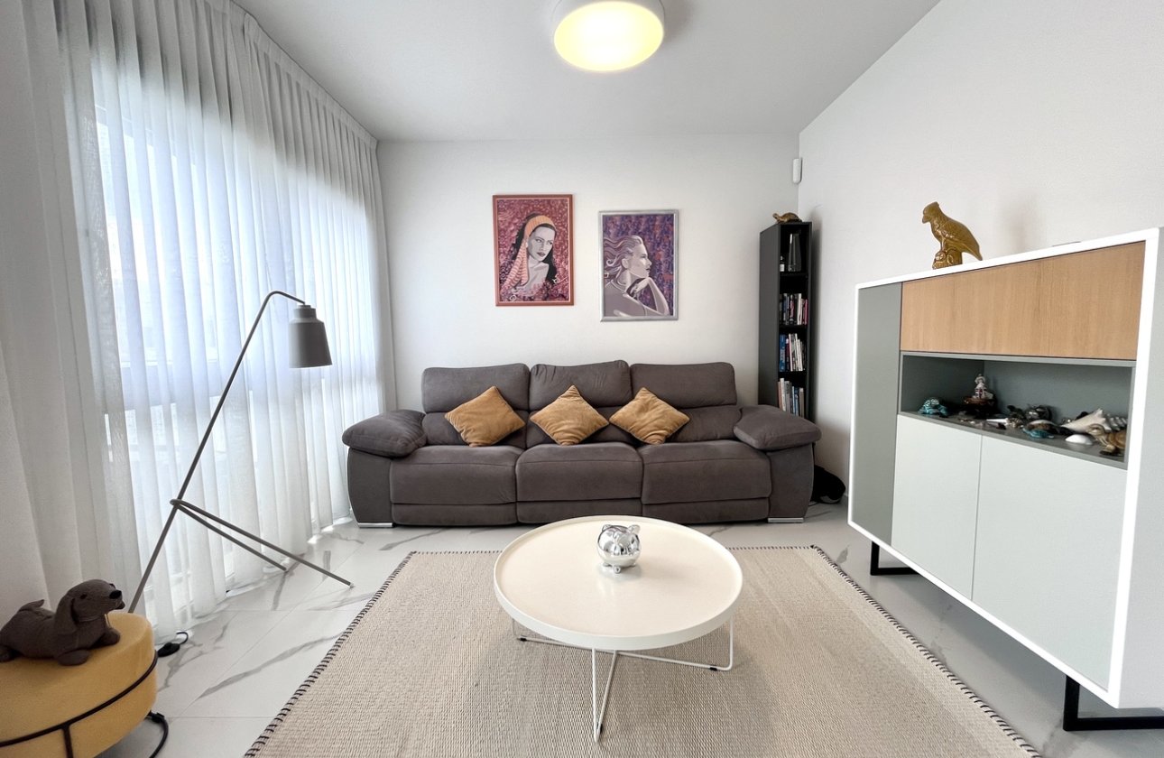 Resale - Apartment / flat - San Miguel de Salinas