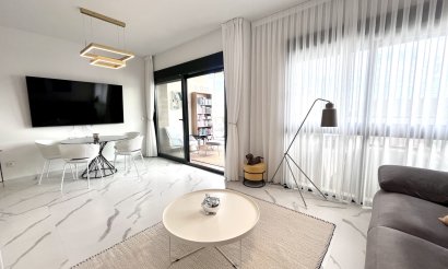 Resale - Apartment / flat - San Miguel de Salinas