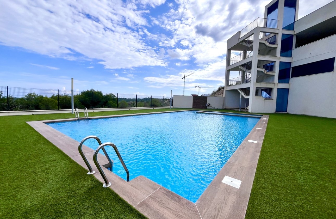 Resale - Apartment / flat - San Miguel de Salinas