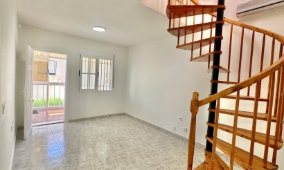 Resale - Apartment / flat - Orihuela Costa - Playa Flamenca
