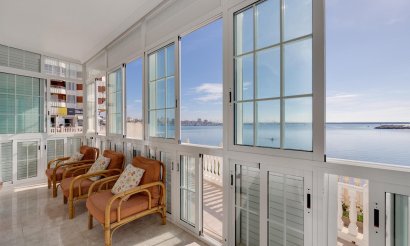 Resale - Apartment / flat - Torrevieja - Playa del Acequión