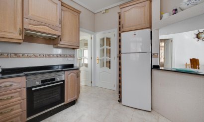 Resale - Apartment / flat - Torrevieja - Playa del Acequión