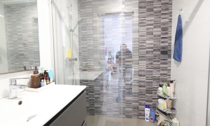 Resale - Bungalow - Pilar de la Horadada - Zona Pueblo