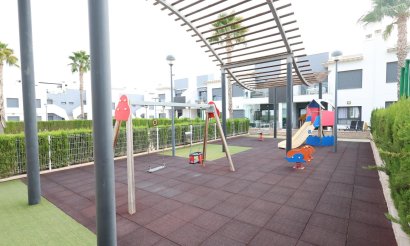 Resale - Bungalow - Pilar de la Horadada - Zona Pueblo