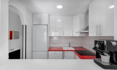 Resale - Apartment / flat - Torrevieja - La Mata