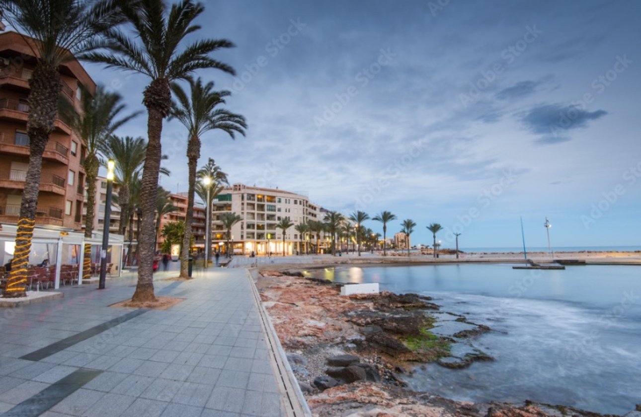 Resale - Apartment / flat - Torrevieja - Centro Torrevieja