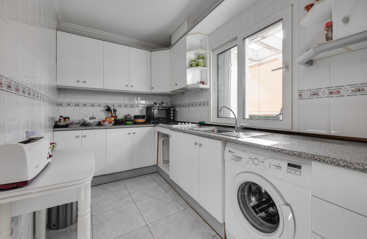 Resale - Apartment / flat - Torrevieja - Parque de Las Naciones