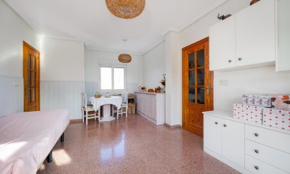 Resale - Apartment / flat - Torrevieja - Parque de Las Naciones