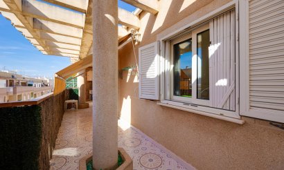 Resale - Apartment / flat - Torrevieja - Parque de Las Naciones