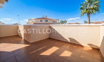 Resale - Townhouse - Orihuela Costa - La Zenia