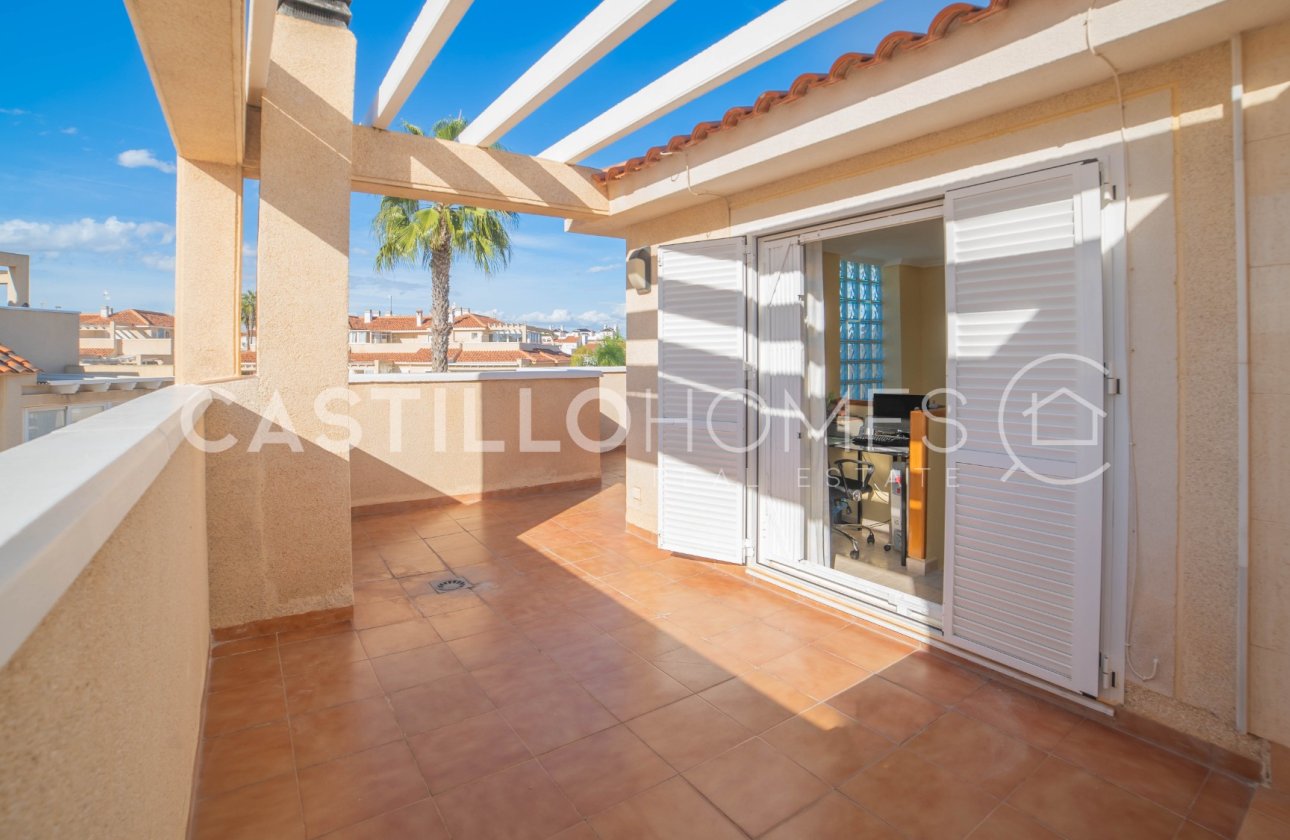 Resale - Townhouse - Orihuela Costa - La Zenia
