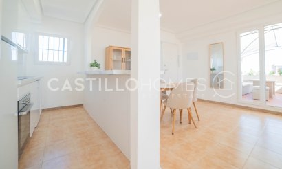 Resale - Apartment / flat - Orihuela Costa - Punta Prima