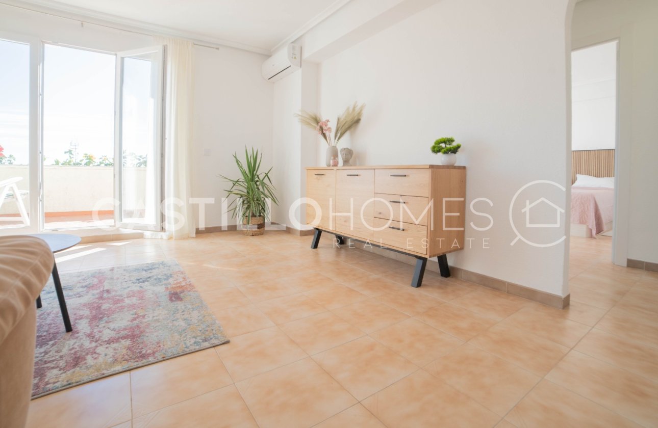 Resale - Apartment / flat - Orihuela Costa - Punta Prima