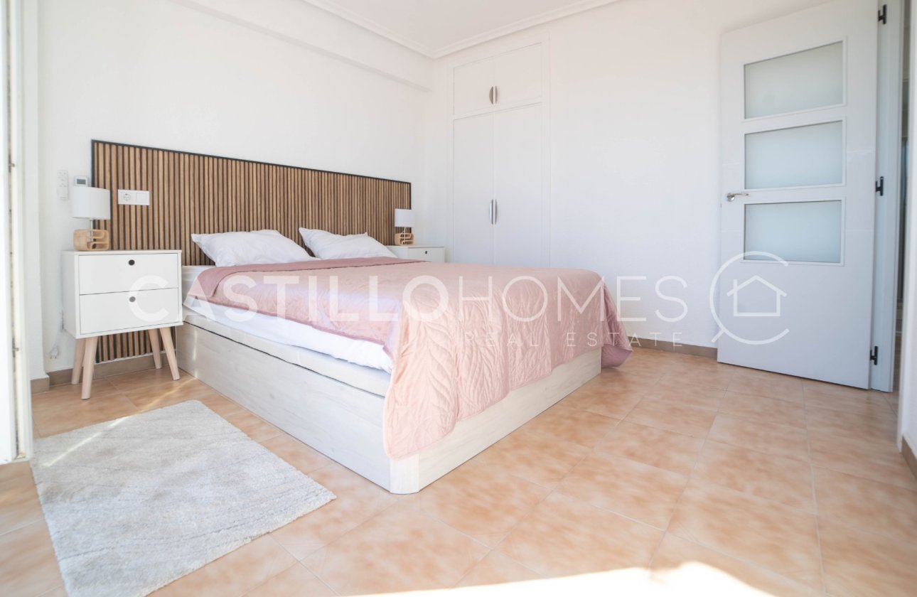 Resale - Apartment / flat - Orihuela Costa - Punta Prima