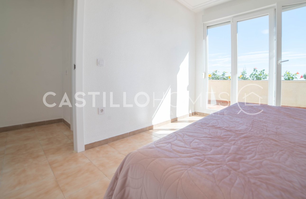 Resale - Apartment / flat - Orihuela Costa - Punta Prima