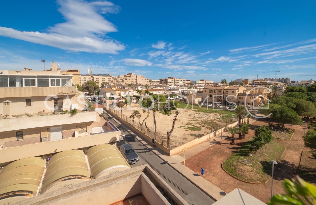 Resale - Apartment / flat - Orihuela Costa - Punta Prima