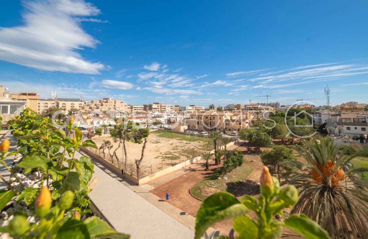 Resale - Apartment / flat - Orihuela Costa - Punta Prima