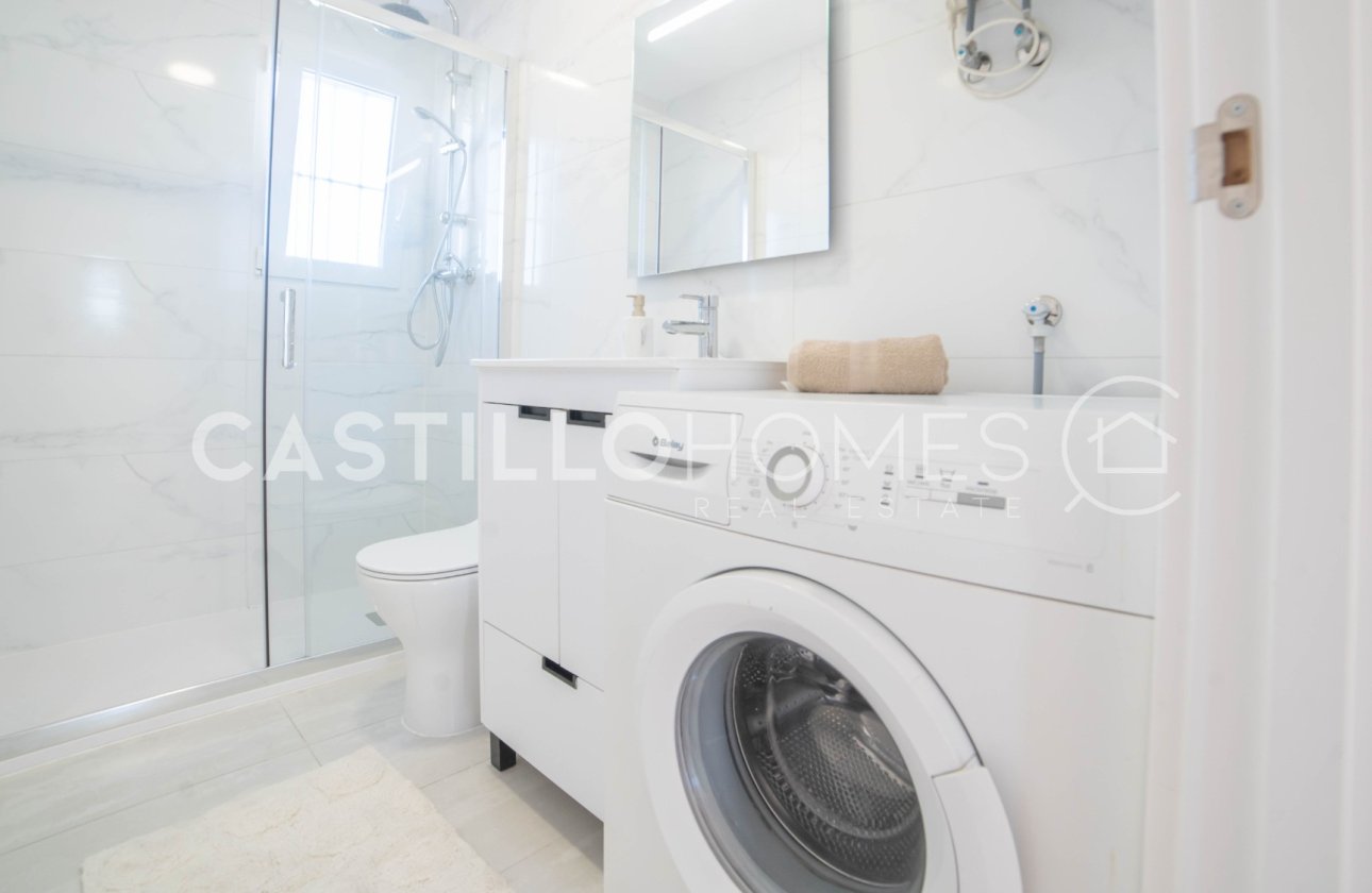 Resale - Apartment / flat - Orihuela Costa - Punta Prima