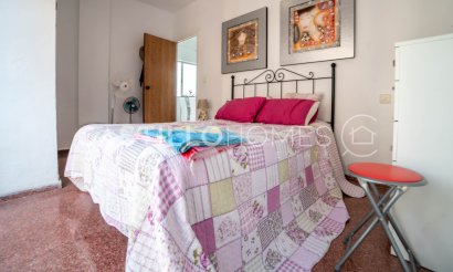 Resale - Apartment / flat - Torrevieja - Playa de los Locos