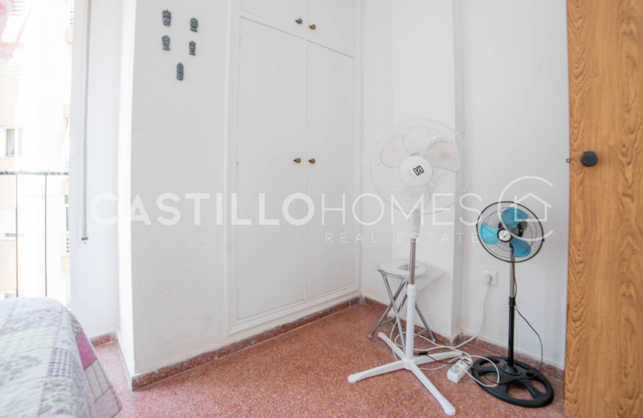 Resale - Apartment / flat - Torrevieja - Playa de los Locos