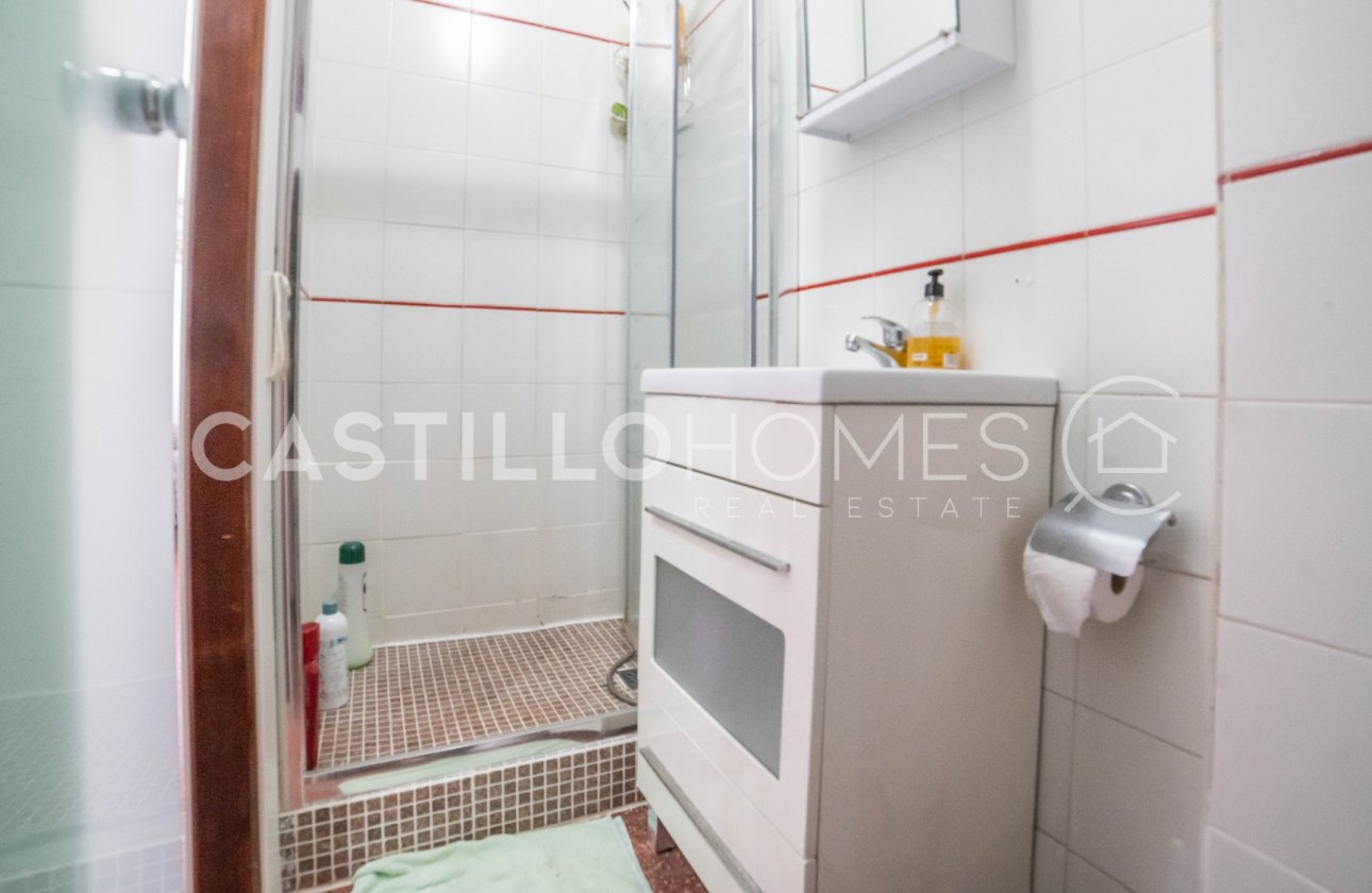 Resale - Apartment / flat - Torrevieja - Playa de los Locos