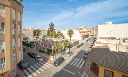 Resale - Apartment / flat - Torrevieja - Playa de los Locos