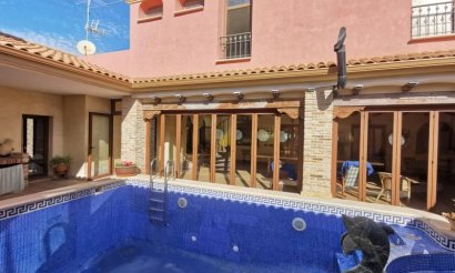 Resale - Villa - Orihuela Costa - Orihuela