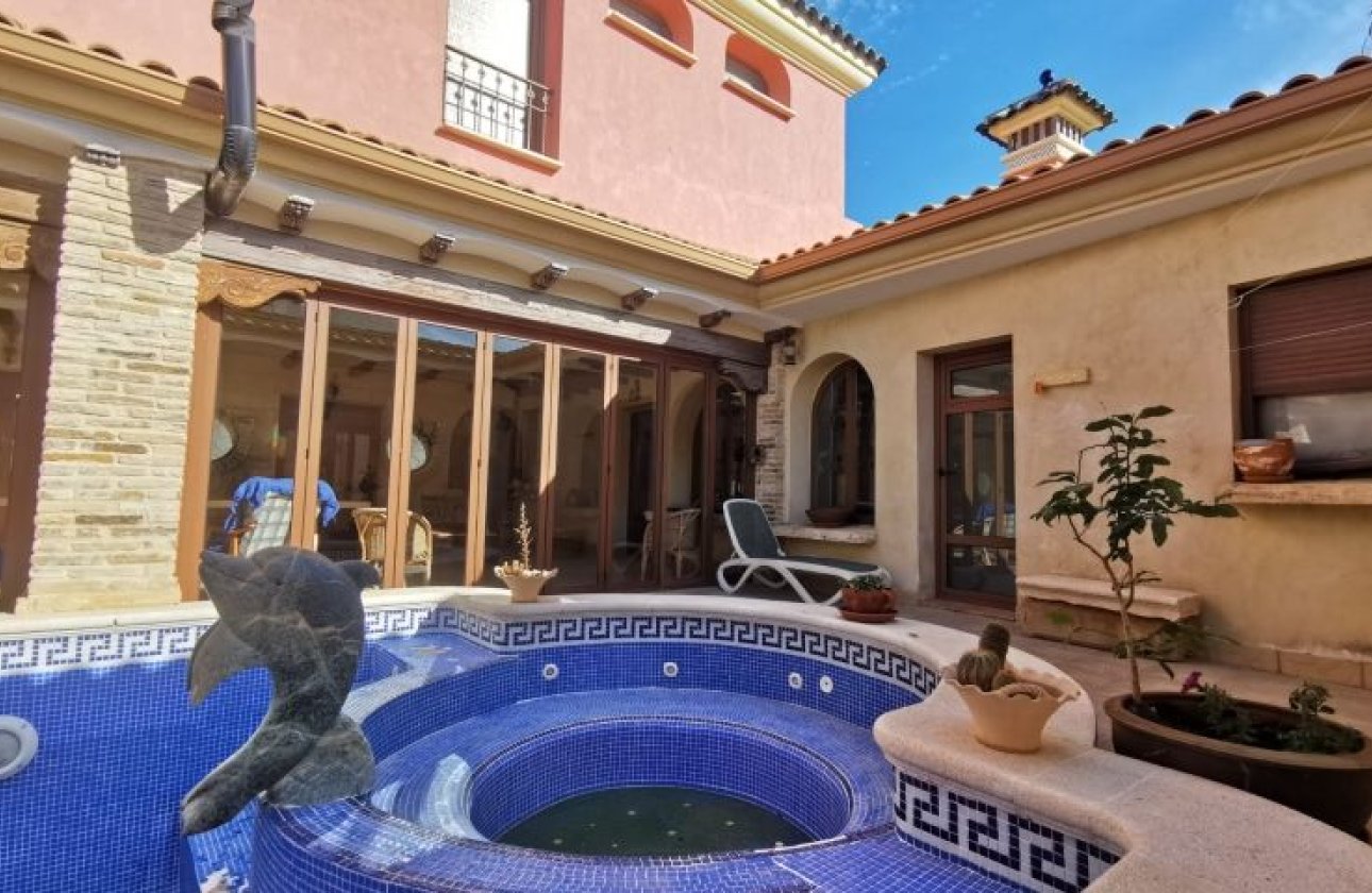 Resale - Villa - Orihuela Costa - Orihuela