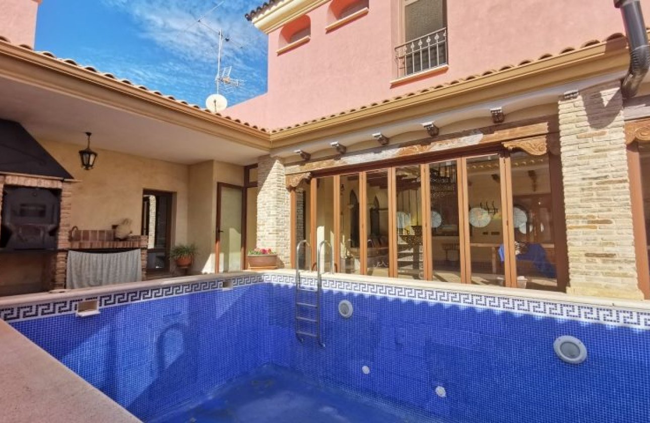 Resale - Villa - Orihuela Costa - Orihuela