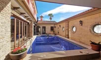 Resale - Villa - Orihuela Costa - Orihuela