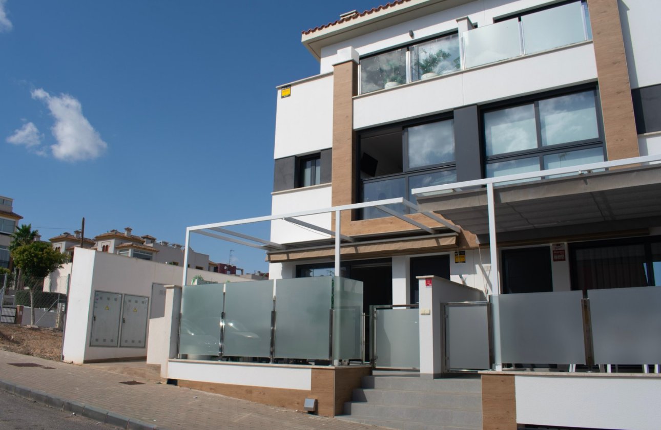 Resale - Villa - Guardamar del Segura - Guardamar