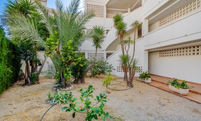 Resale - Apartment / flat - Altea