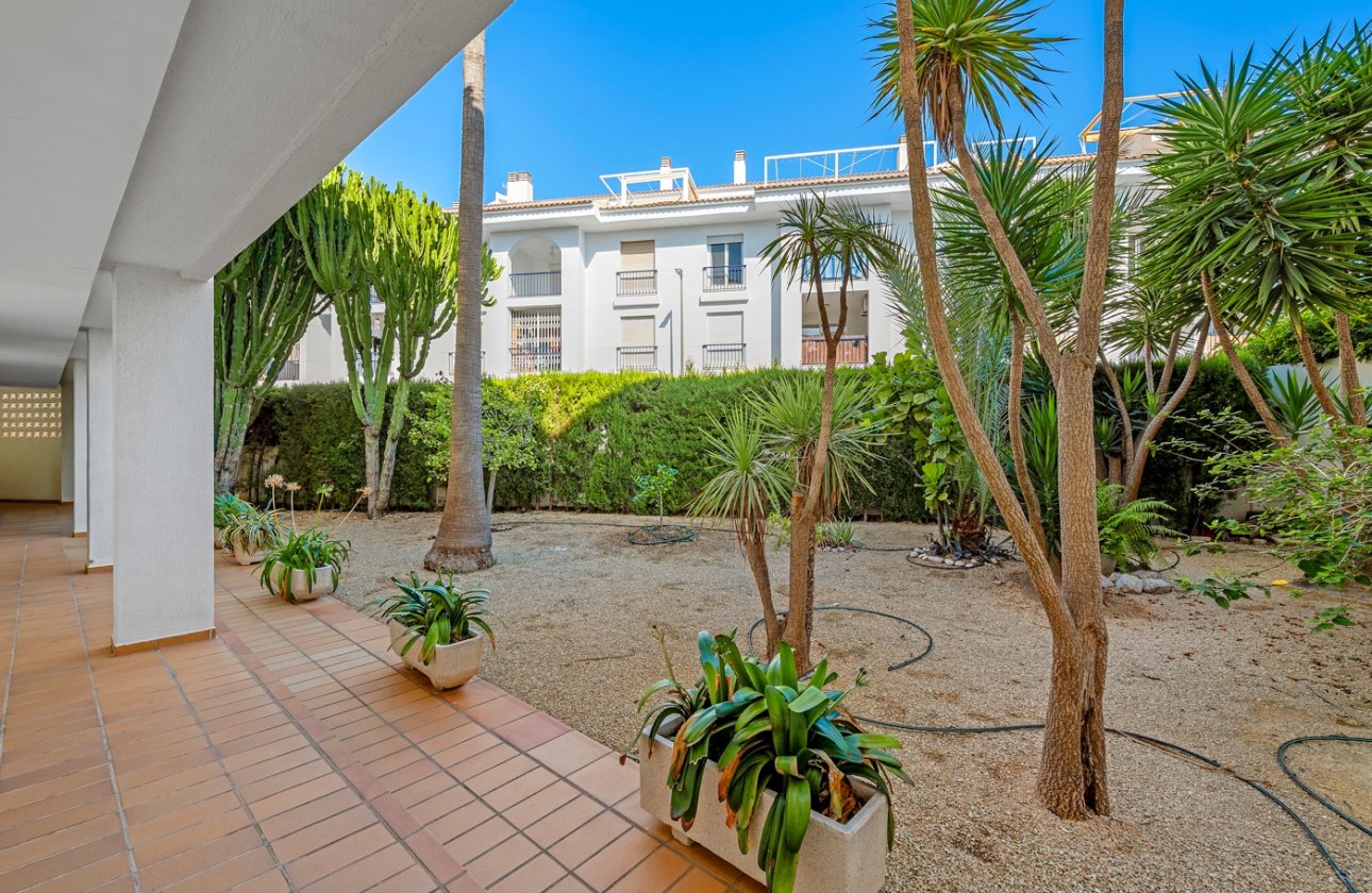 Resale - Apartment / flat - Altea
