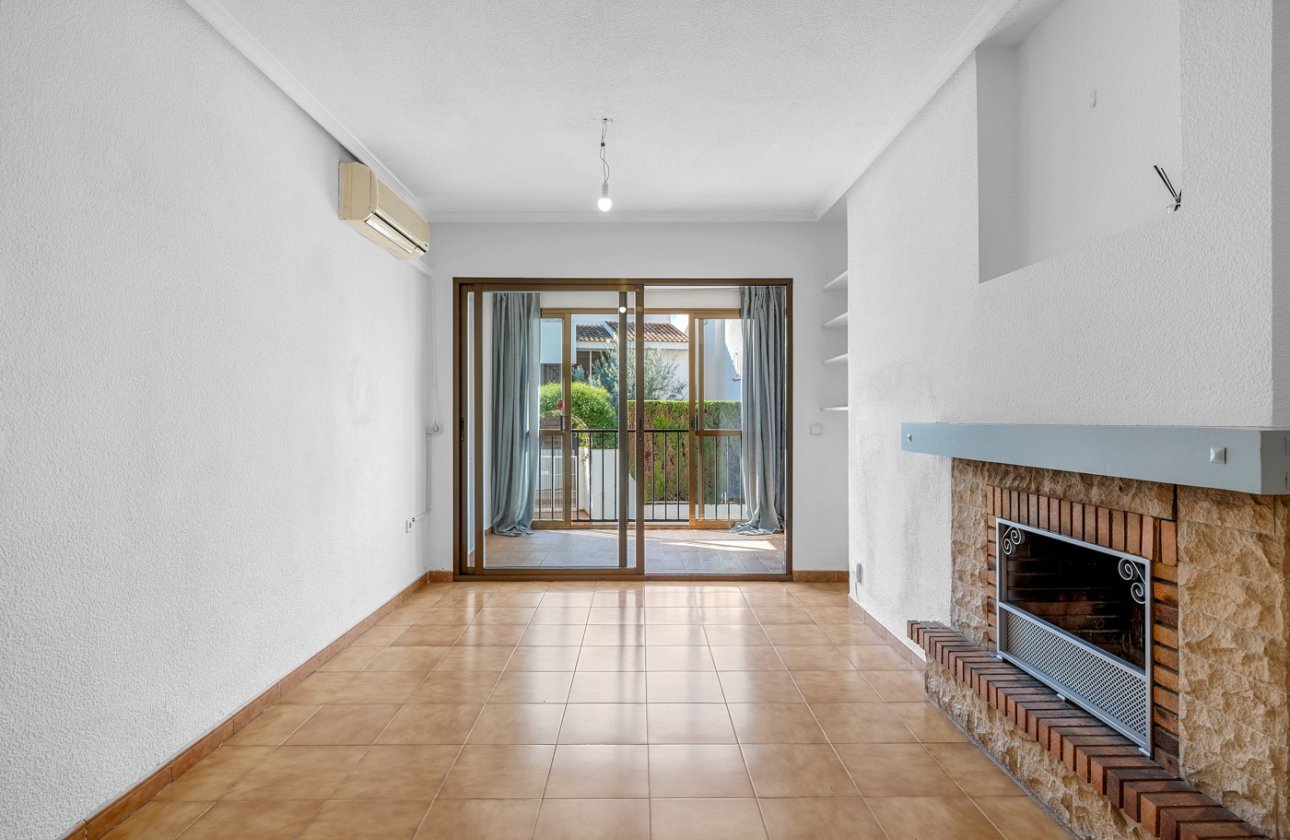 Resale - Apartment / flat - Altea
