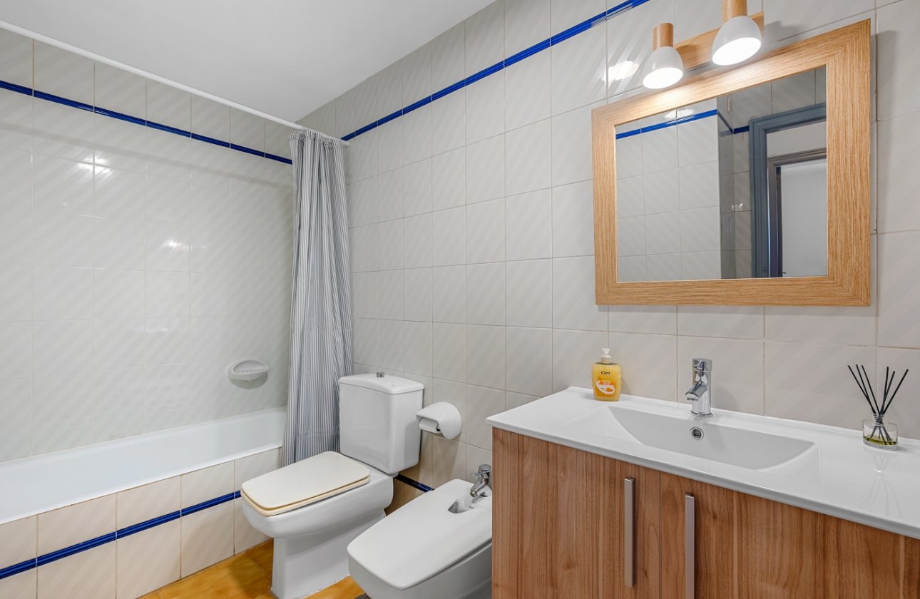 Resale - Apartment / flat - Altea