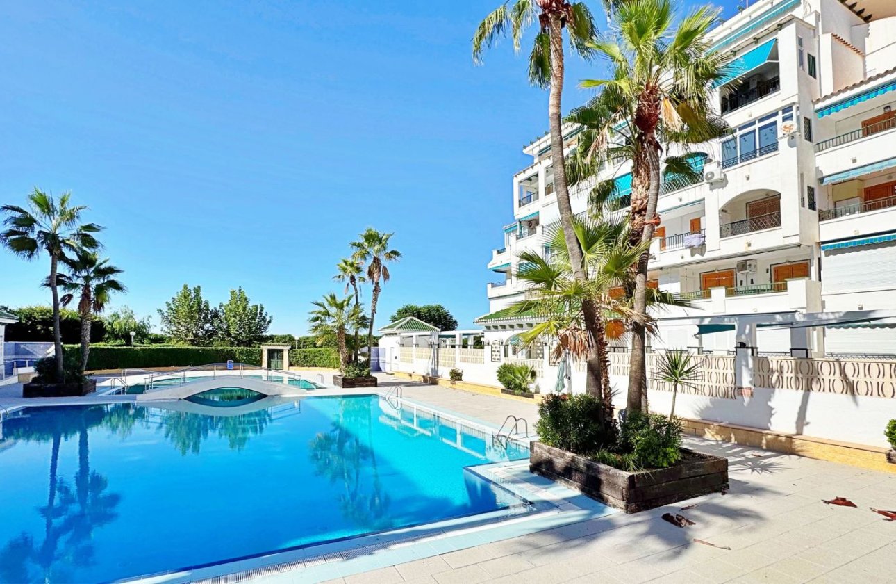 Resale - Apartment / flat - Torrevieja - La Mata