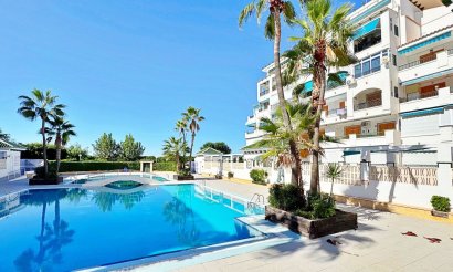 Resale - Apartment / flat - Torrevieja - La Mata