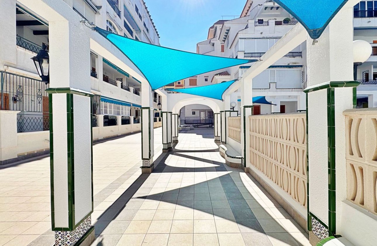 Resale - Apartment / flat - Torrevieja - La Mata
