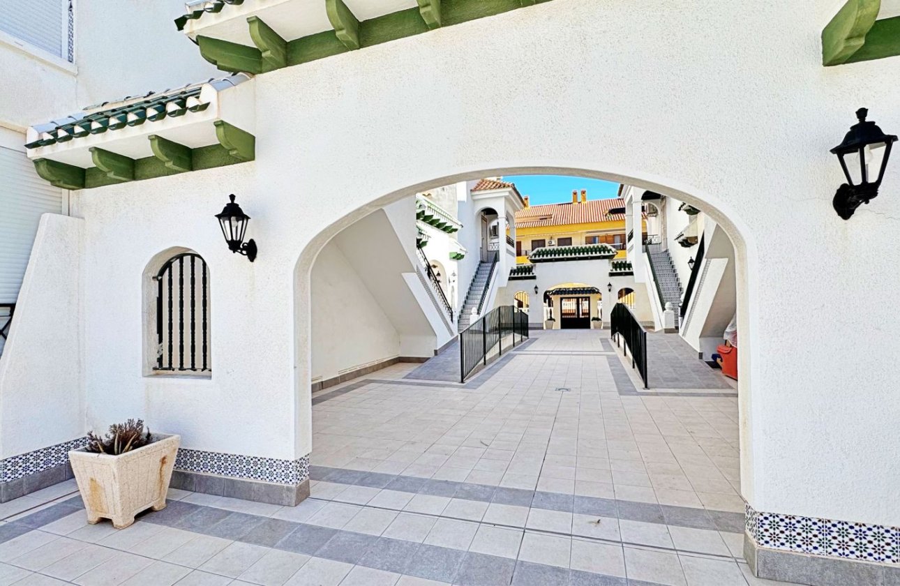 Resale - Apartment / flat - Torrevieja - La Mata