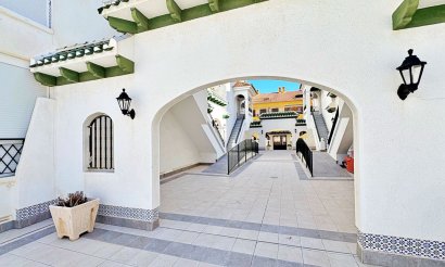 Resale - Apartment / flat - Torrevieja - La Mata
