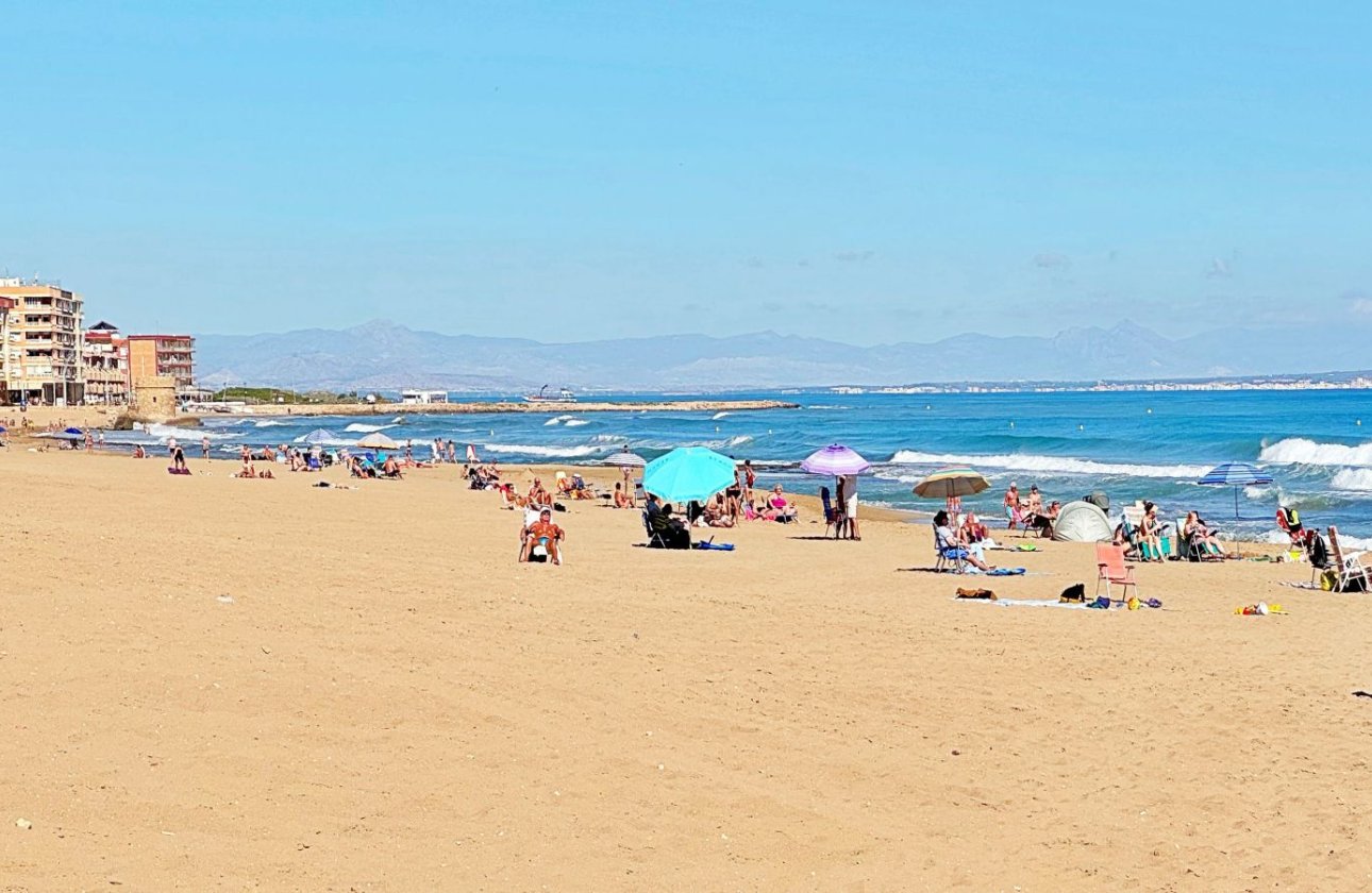 Resale - Apartment / flat - Torrevieja - La Mata