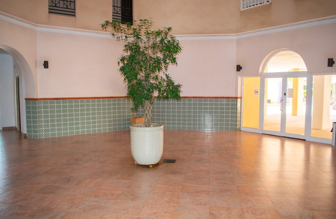 Resale - Apartment / flat - Torrevieja - Playa de los Locos