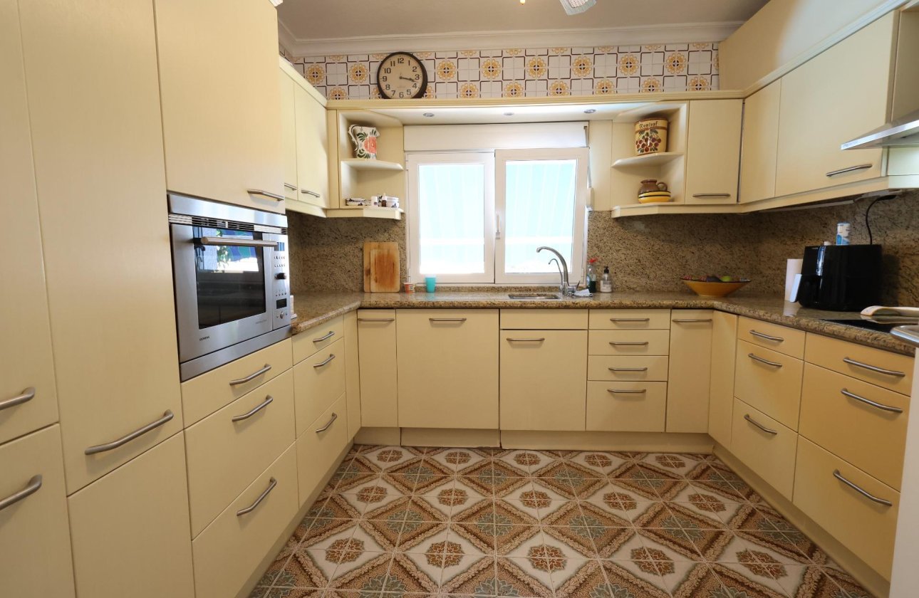 Resale - Townhouse - Torrevieja - Punta prima