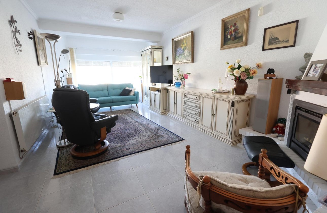 Resale - Townhouse - Torrevieja - Punta prima